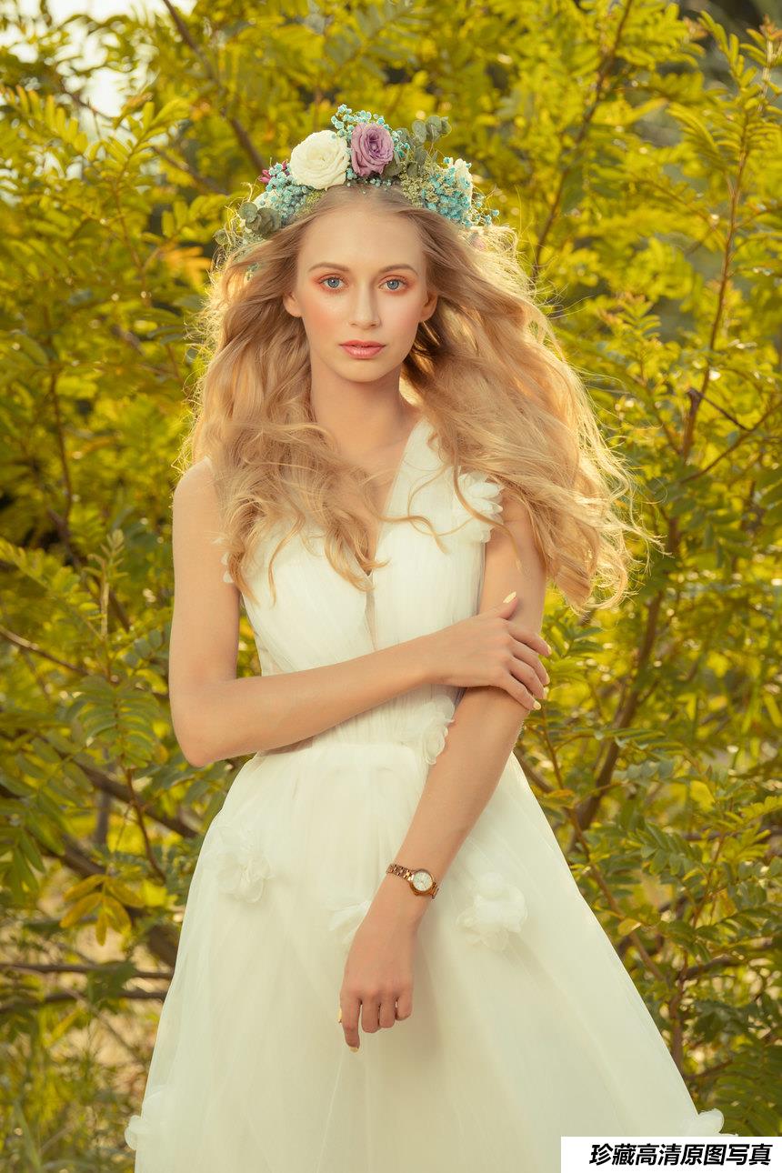 [YITUYU艺图语]2022.01.19 金发女郎 Natasha[29+1P／168MB]