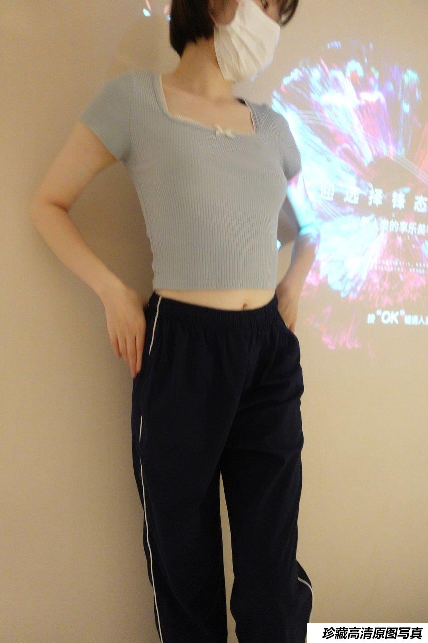 [ROSI写真]口罩系列 2021.10.11 NO.1947[80+1P／109MB]