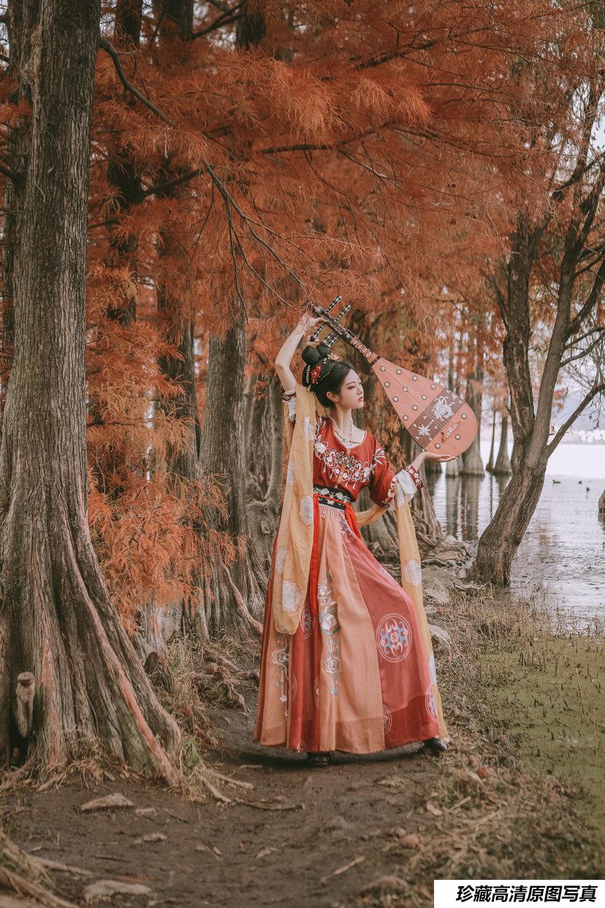 [YITUYU艺图语]2022.02.13 秋风引 雪雪[34+1P／427MB]