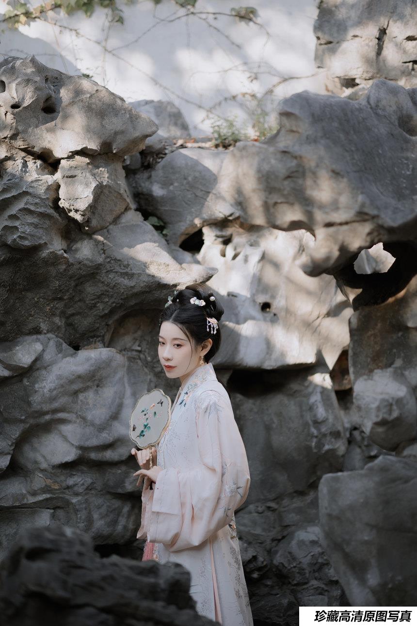 [YITUYU艺图语]2022.02.16 梦断 tiff罗[22+1P／145MB]