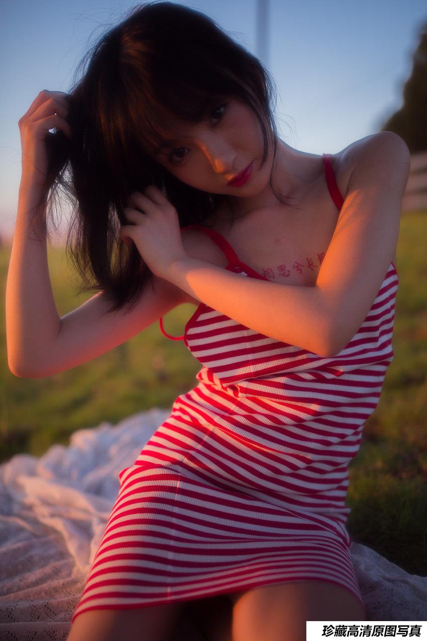 [YITUYU艺图语]2022.02.03 黄昏午后 虾虾[53+1P／167MB]