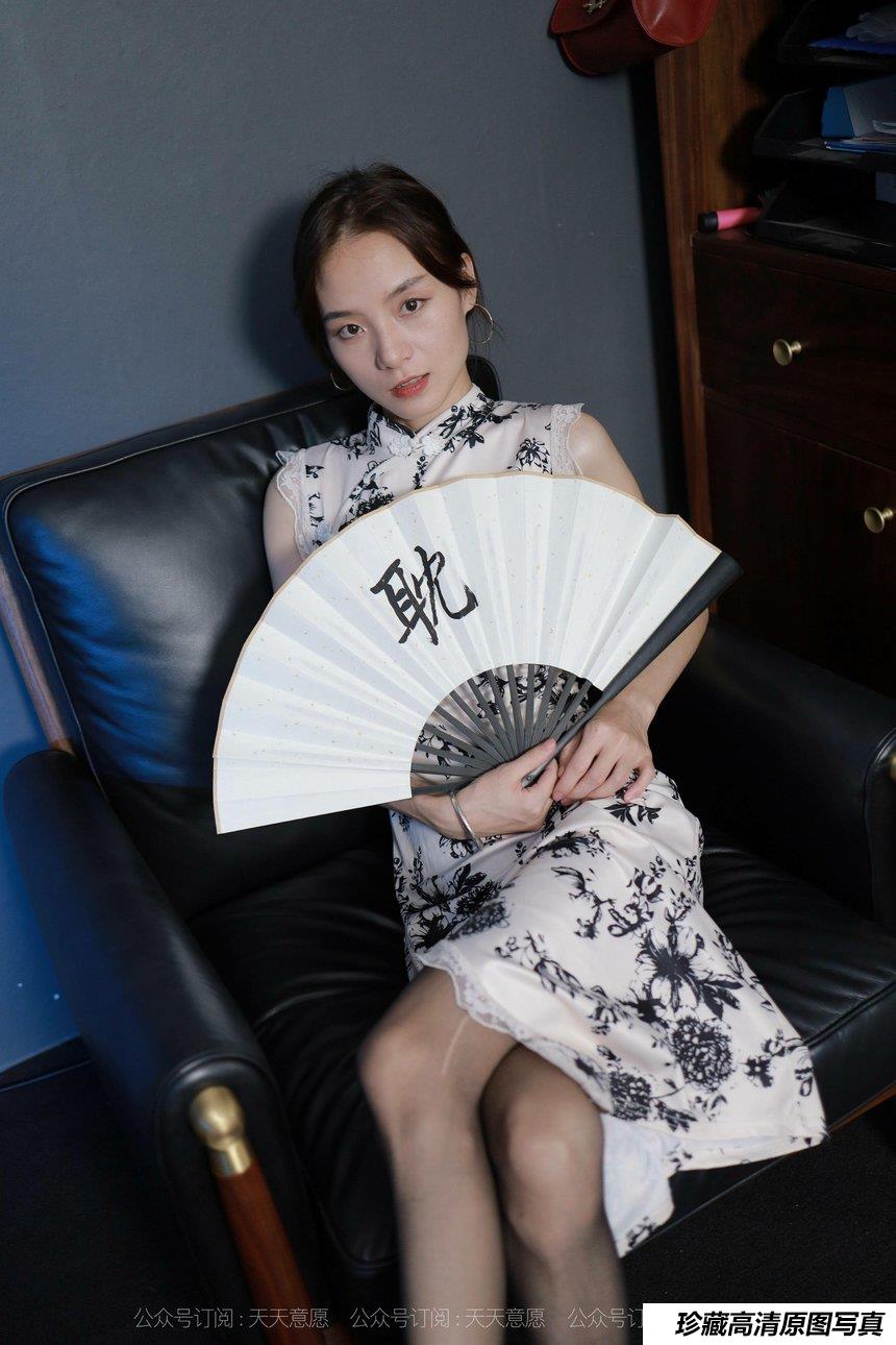 [IESS异思趣向] 2021.09.06 丝享家911：小六《姓感旗袍秀》[91P／139MB]