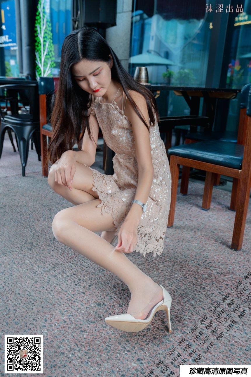 袜涩写真 VOL.011 安妮肤色丝袜 [43P／182MB]