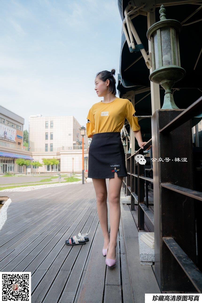 袜涩写真 VOL.008 小丽漫咖啡修订有水印 [55P／343MB]