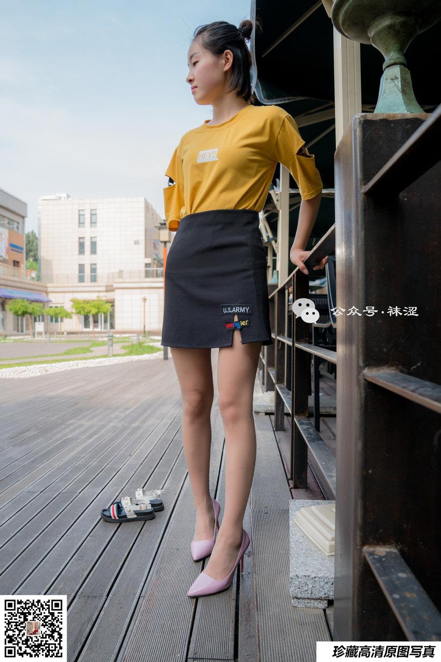 袜涩写真 VOL.008 小丽漫咖啡修订有水印 [55P／343MB]