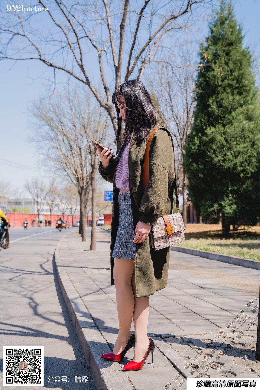 袜涩写真 VOL.004  Amanda.H打车小剧情 [86P／303MB]