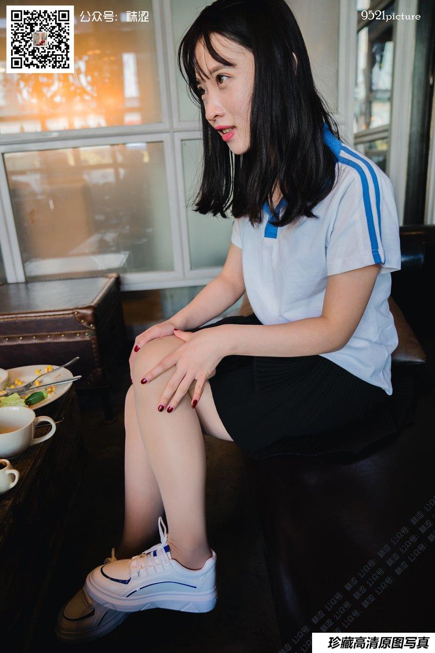 袜涩写真 VOL.005 Amanda学生制服 [56P／766MB]