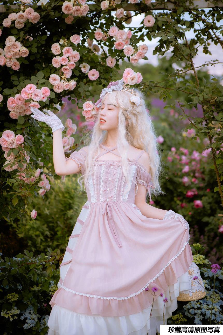 [YITUYU艺图语]2022.02.20 秘密花园 苏苏[44+1P／660MB]