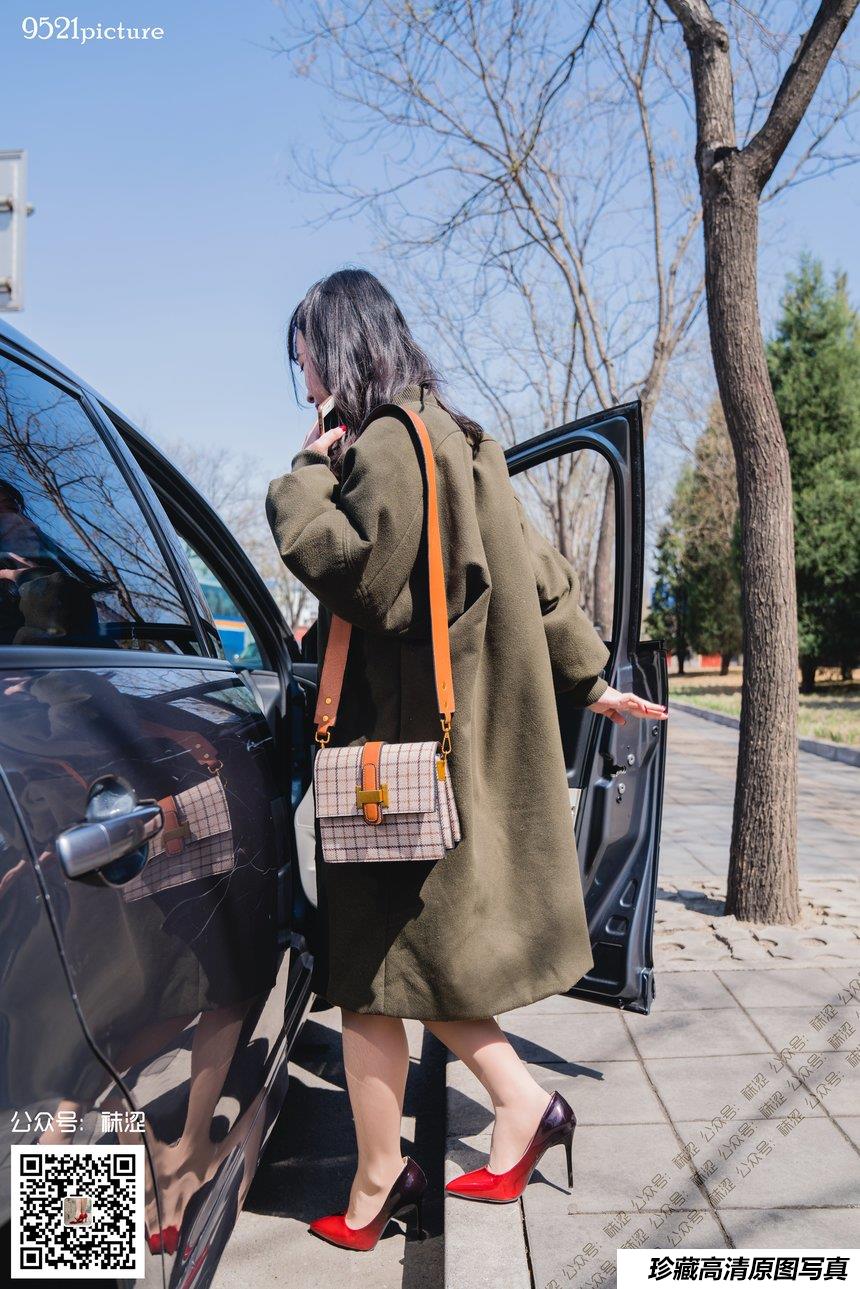 袜涩写真 VOL.004  Amanda.H打车小剧情 [86P／303MB]