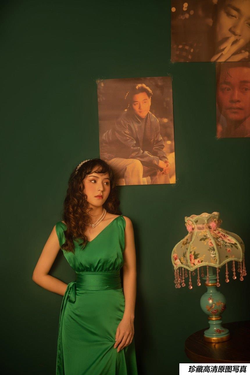 [YITUYU艺图语]2022.02.17 时代芳华 曼曼[19+1P／129MB]