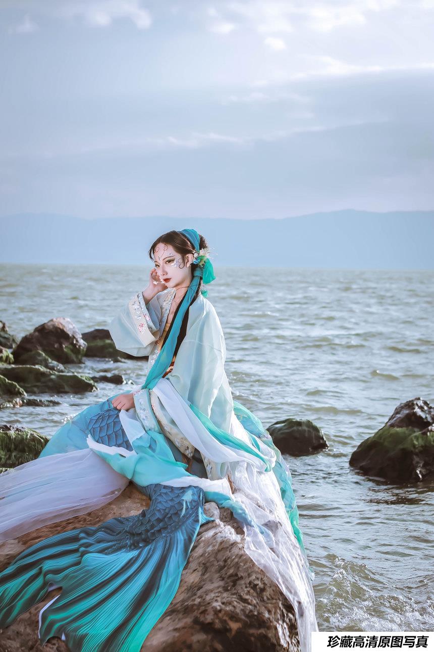 [YITUYU艺图语]2022.02.17 青鱼 苏苏[19+1P／188MB]