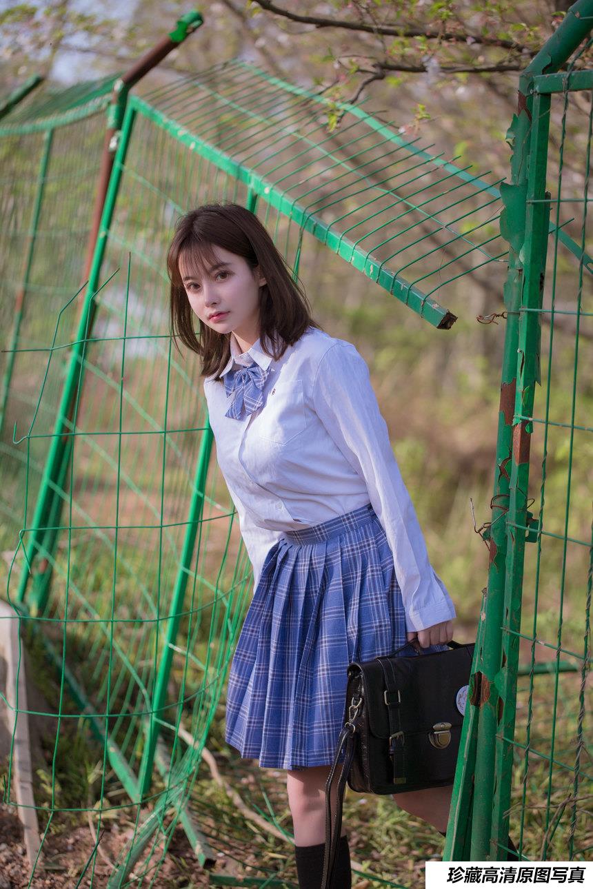 [YITUYU艺图语]2022.02.23 JK写真集 青山情山[35+1P／79.1MB]