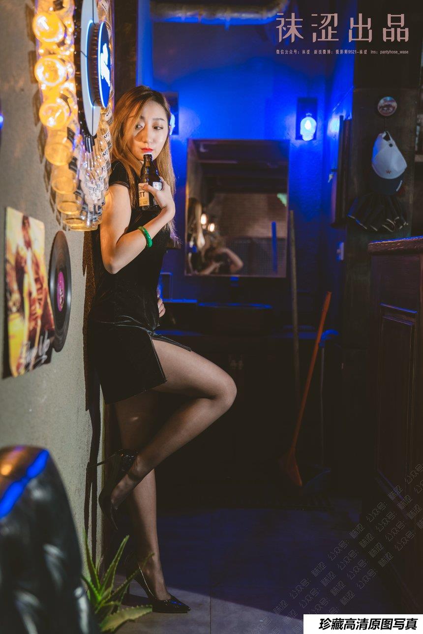 袜涩写真 VOL.029 刘哈哈黑丝小旗袍 [54P／197MB]