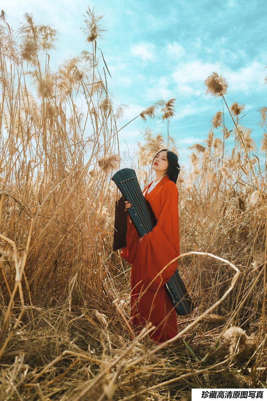 [YITUYU艺图语]2022.02.25 芦苇乐修 南浔儿[26+1P／264MB]