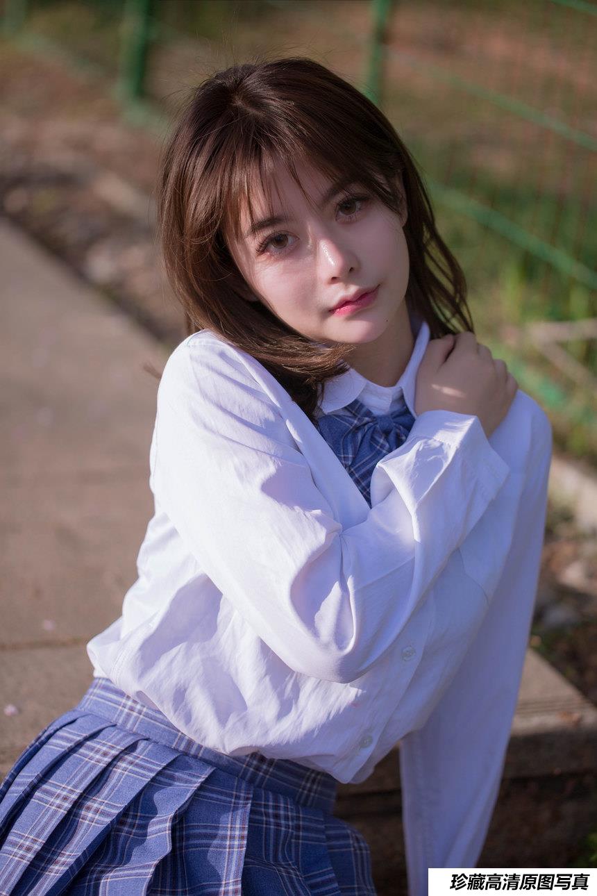 [YITUYU艺图语]2022.02.23 JK写真集 青山情山[35+1P／79.1MB]