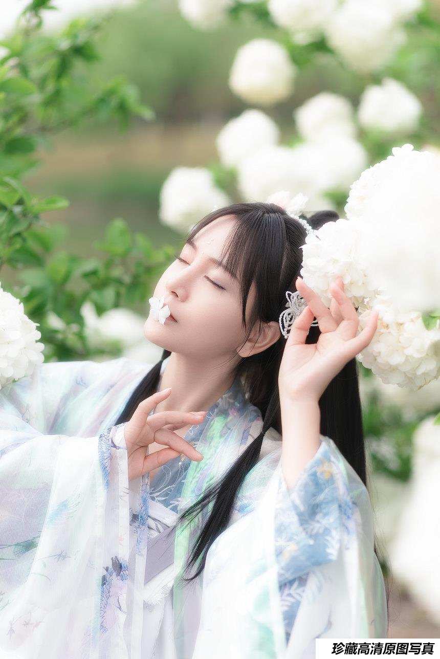 [YITUYU艺图语]2022.03.02 春日酒 秋山AkI[22+1P／466MB]