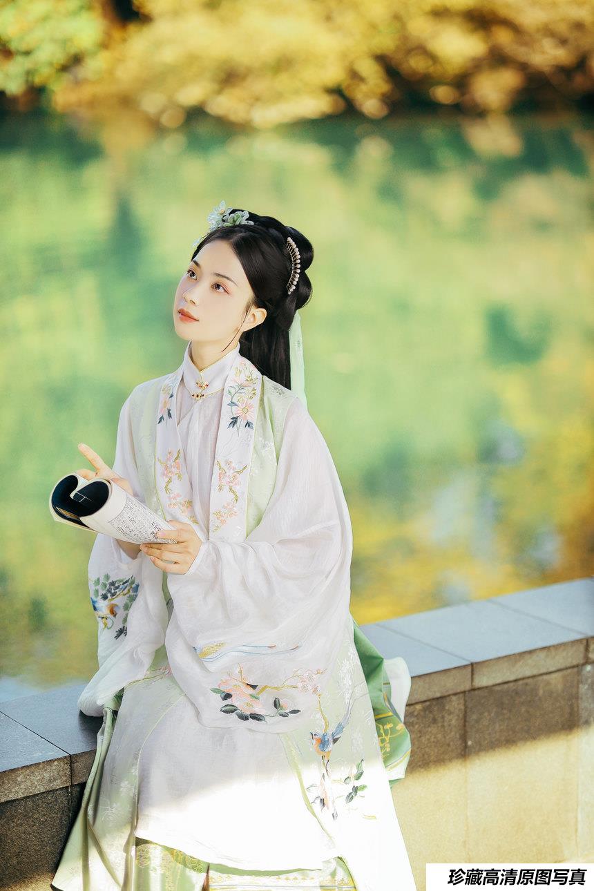 [YITUYU艺图语]2022.03.01 不及你 倾眸--[21+1P／168MB]