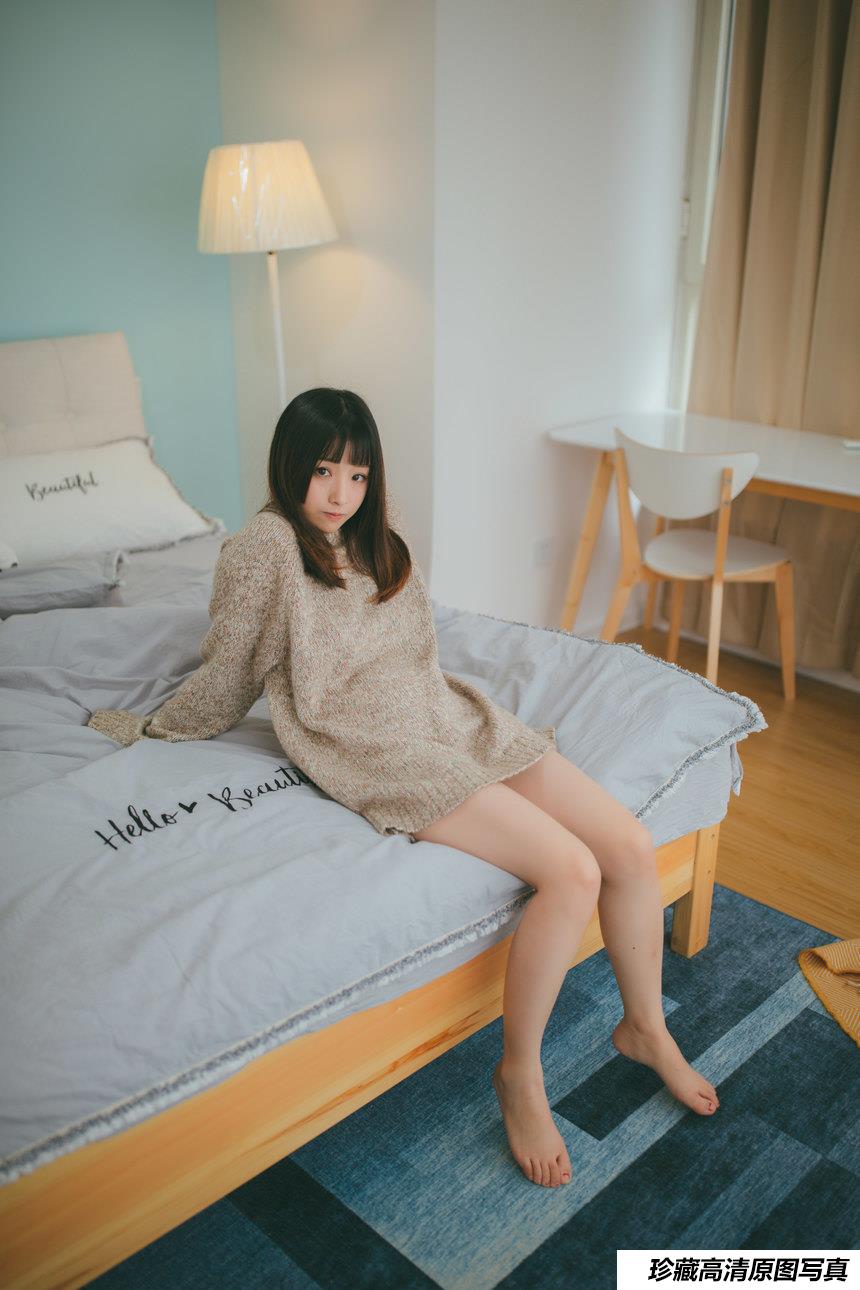 [YITUYU艺图语]2022.02.22 周末宅呀 花儿[24+1P／58.8MB]