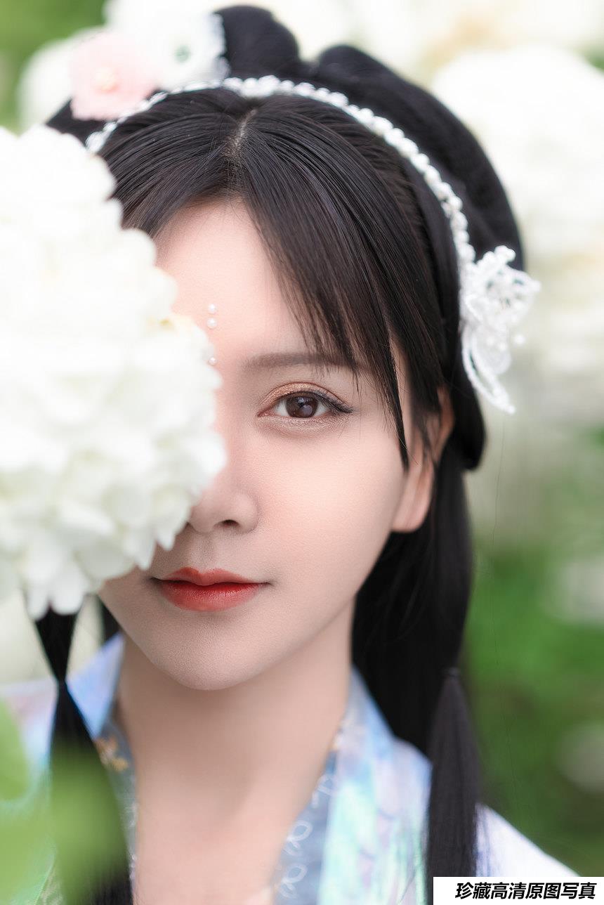 [YITUYU艺图语]2022.03.02 春日酒 秋山AkI[22+1P／466MB]