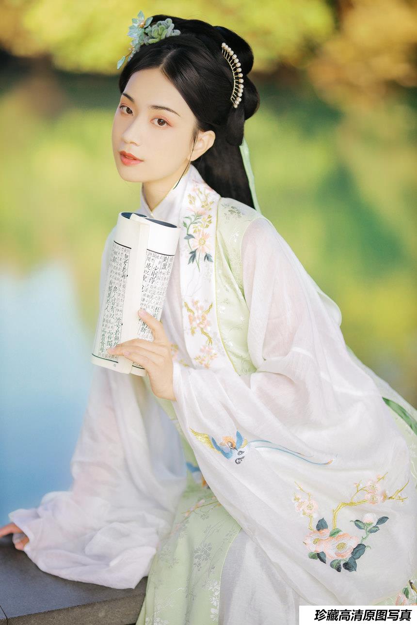 [YITUYU艺图语]2022.03.01 不及你 倾眸--[21+1P／168MB]