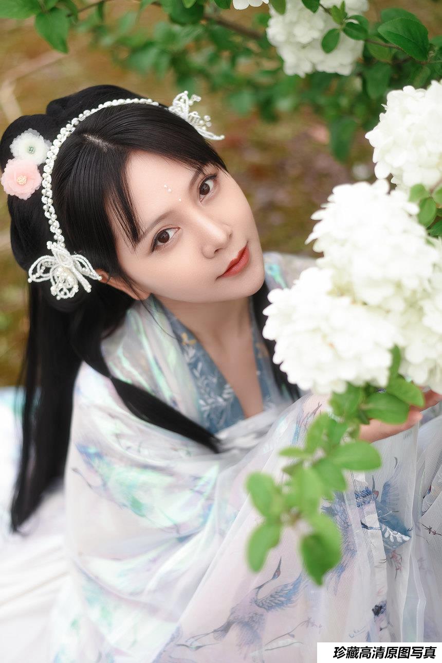 [YITUYU艺图语]2022.03.02 春日酒 秋山AkI[22+1P／466MB]