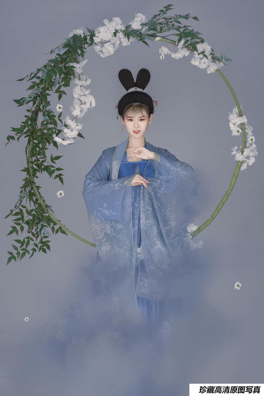 [YITUYU艺图语]2022.02.28 缕青丝 欣宝[21+1P／409MB]