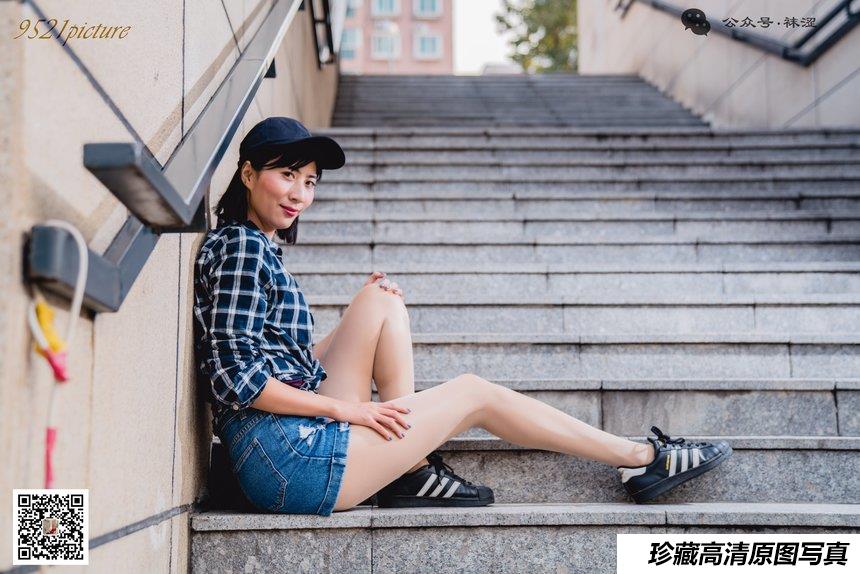 袜涩写真 VOL.073 运动风 油亮丝  [59P／300MB]