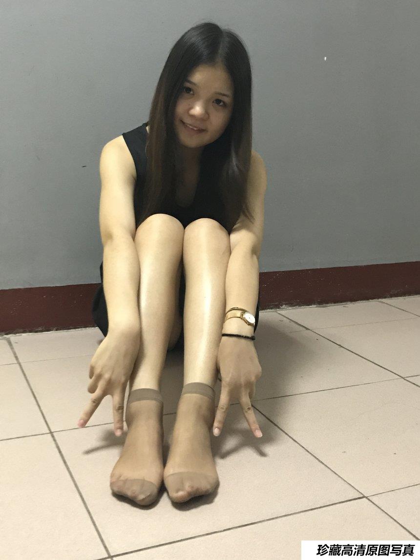 学妹校园寝室短丝系列018期 李欢[112P／370MB]