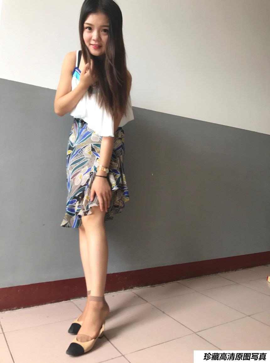 学妹校园寝室短丝系列018期 李欢[112P／370MB]