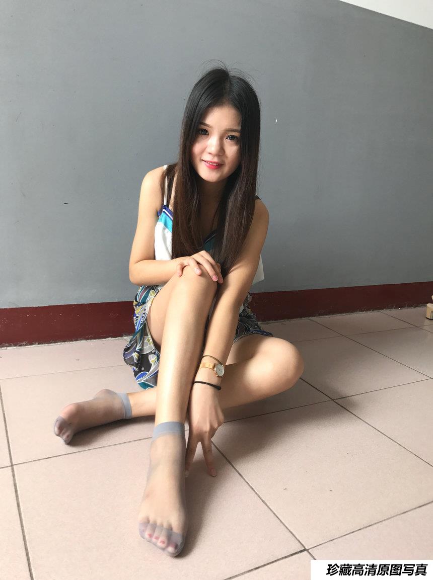 学妹校园寝室短丝系列018期 李欢[112P／370MB]