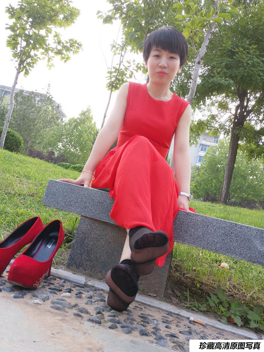 学妹校园寝室短丝系列022期 冯婷[98P／520MB]