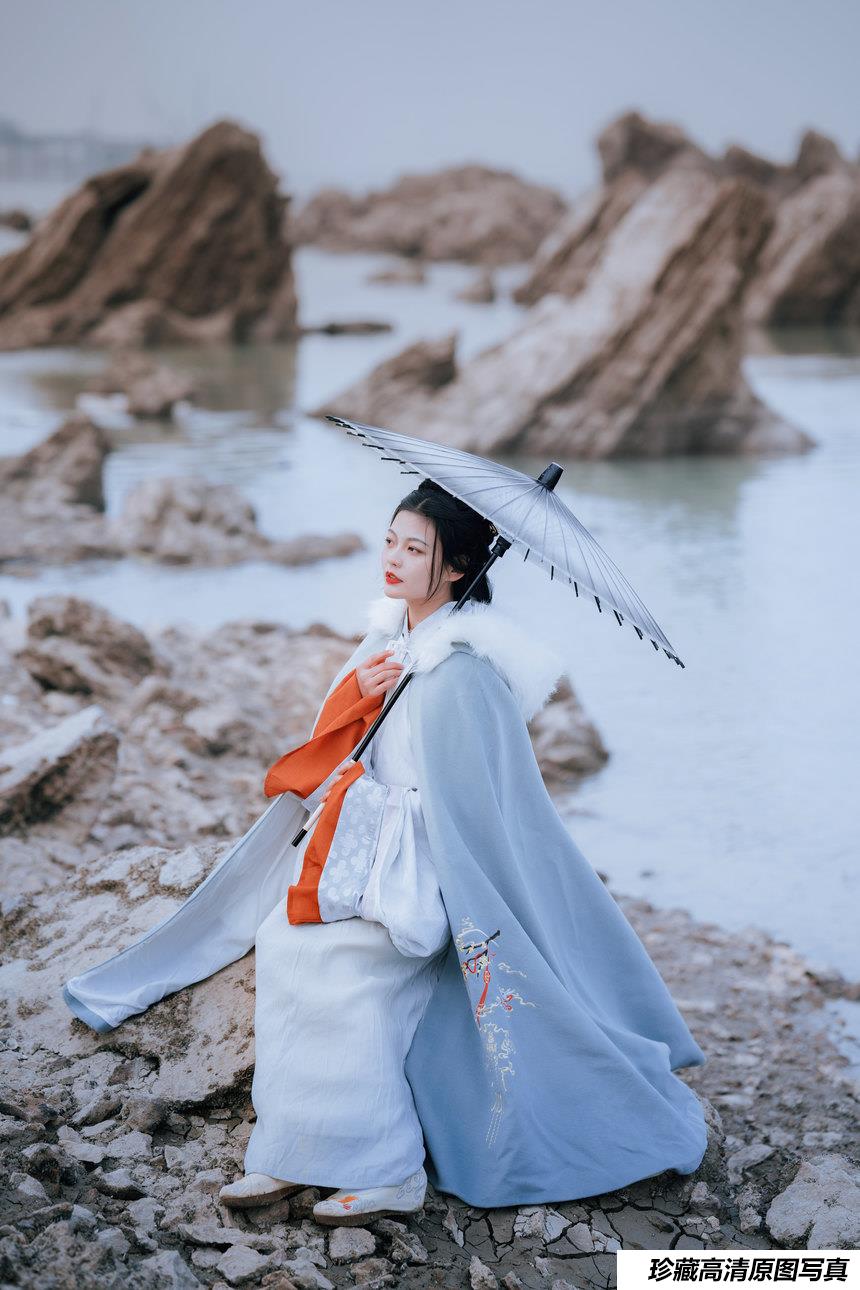 [YITUYU艺图语]2022.03.04 远望 椰子[23+1P／261MB]