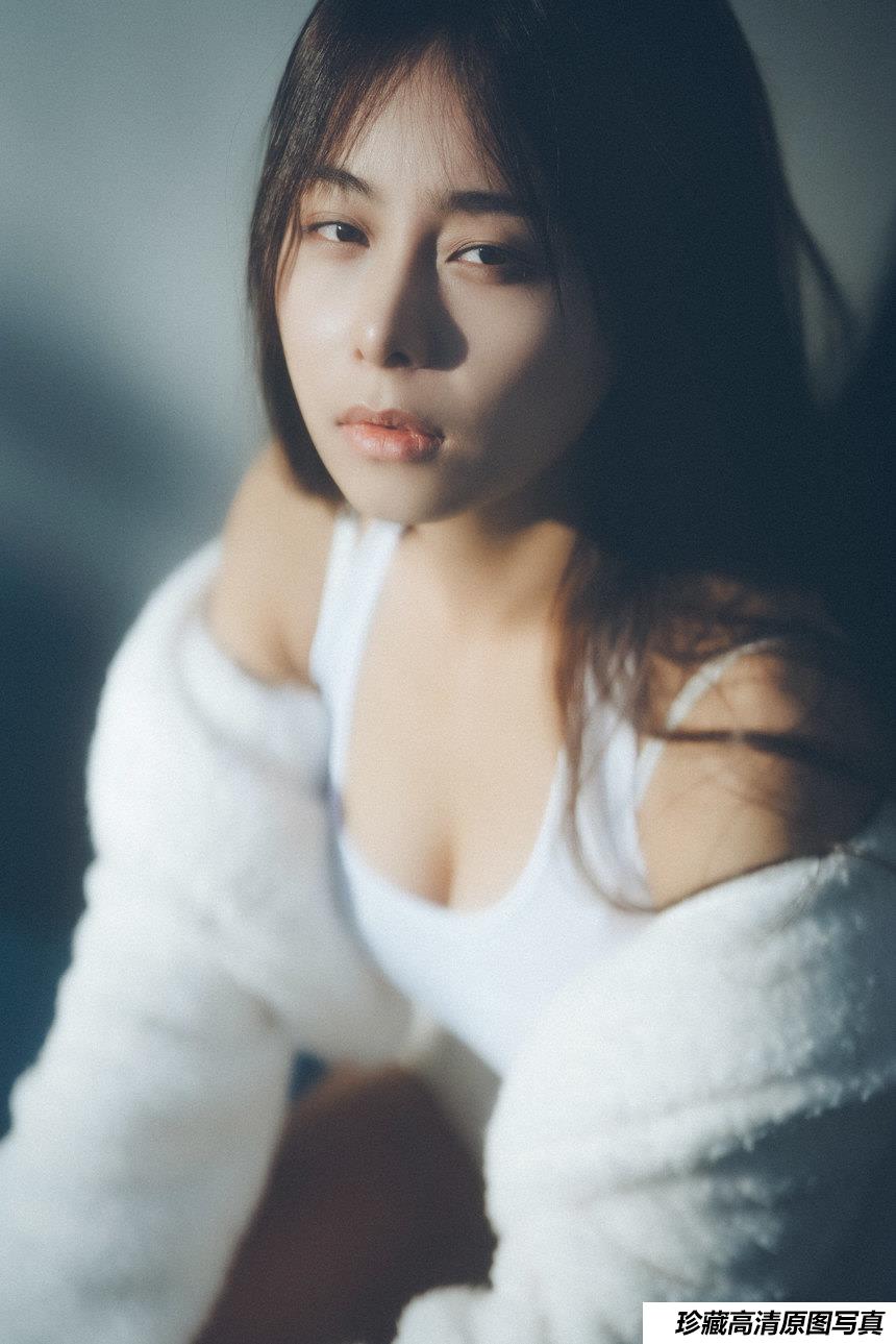 [YITUYU艺图语]2022.03.05 冬日暖阳 小浦[42+1P／559MB]