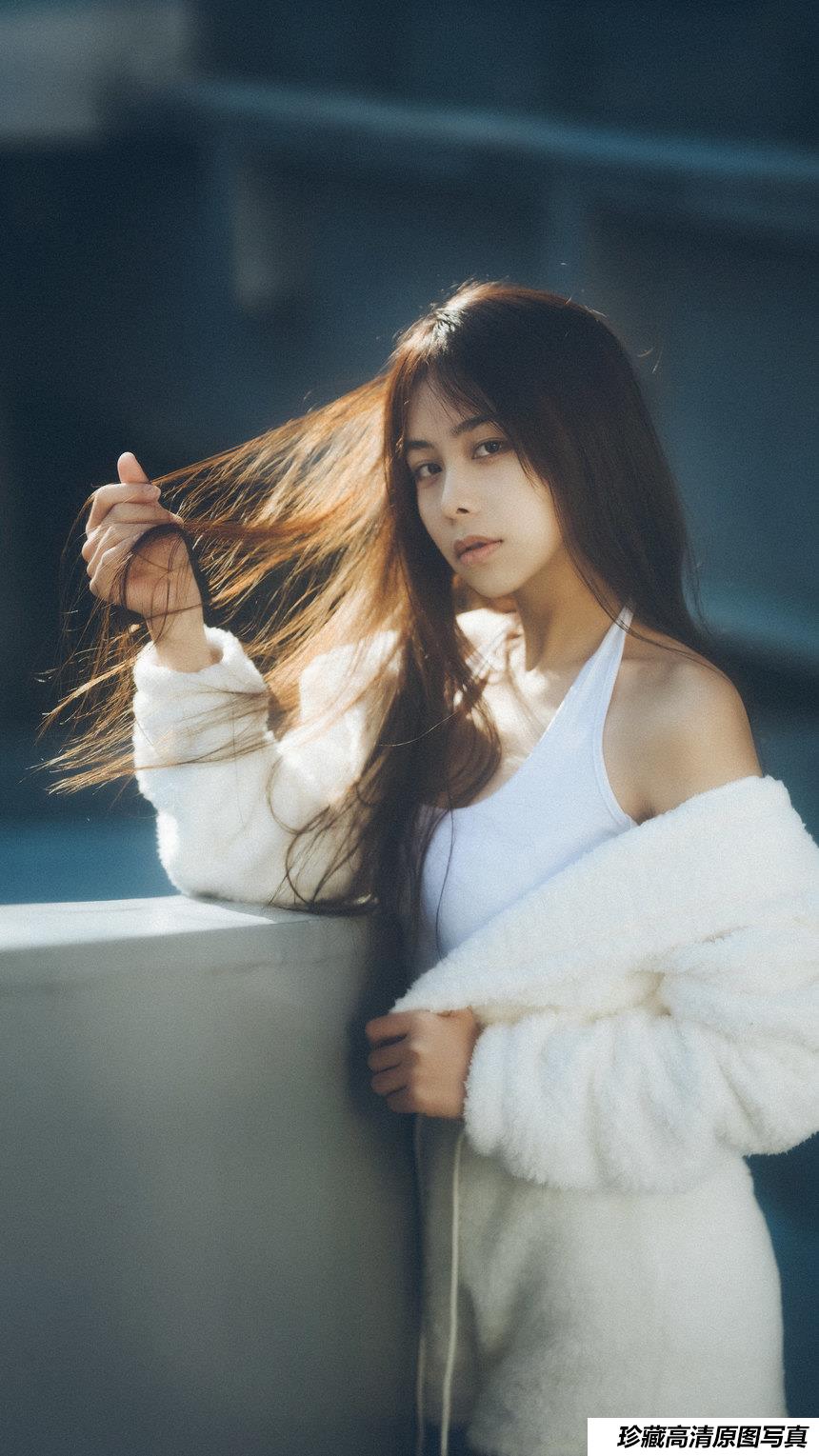 [YITUYU艺图语]2022.03.05 冬日暖阳 小浦[42+1P／559MB]