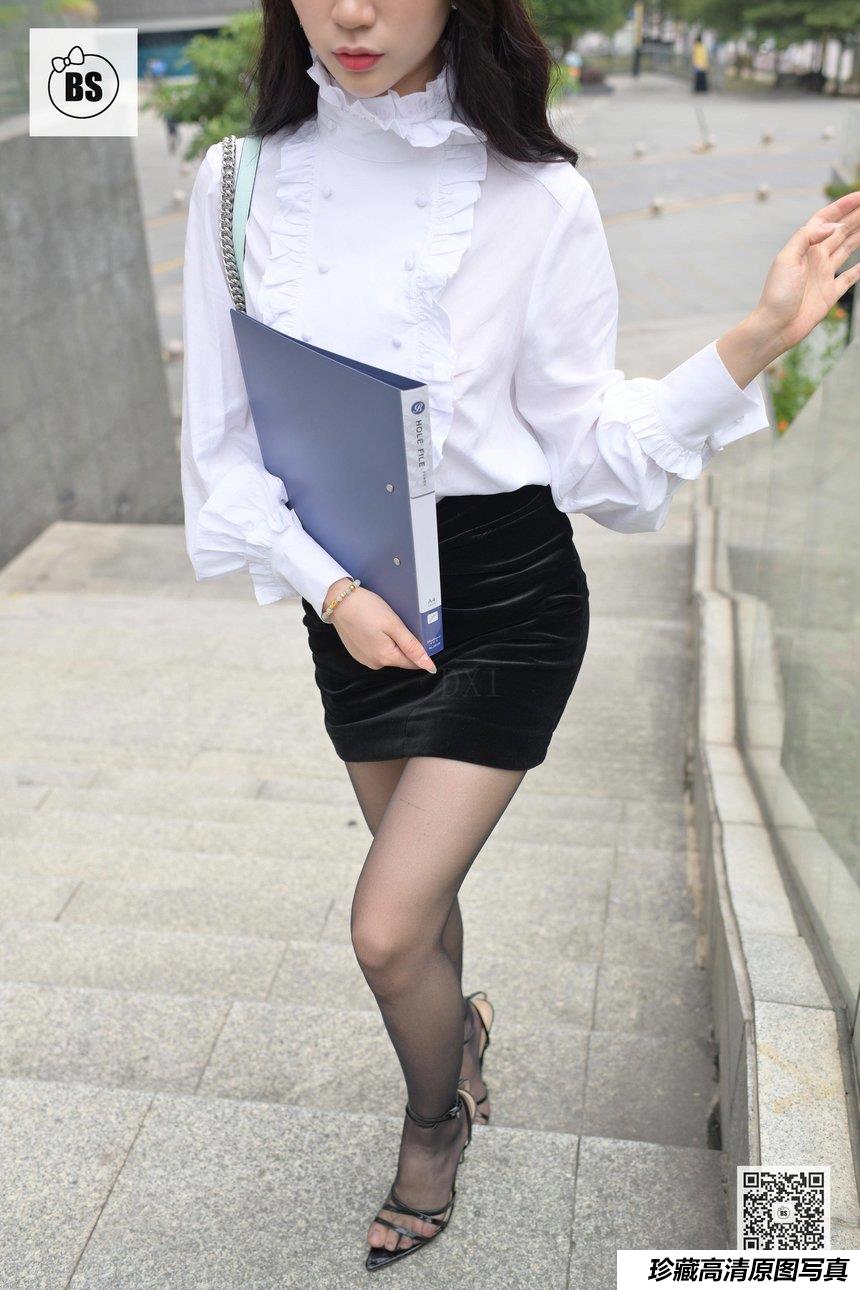 我丝你想 MX007 美西 公交车站奇遇记2 [71P-79MB]