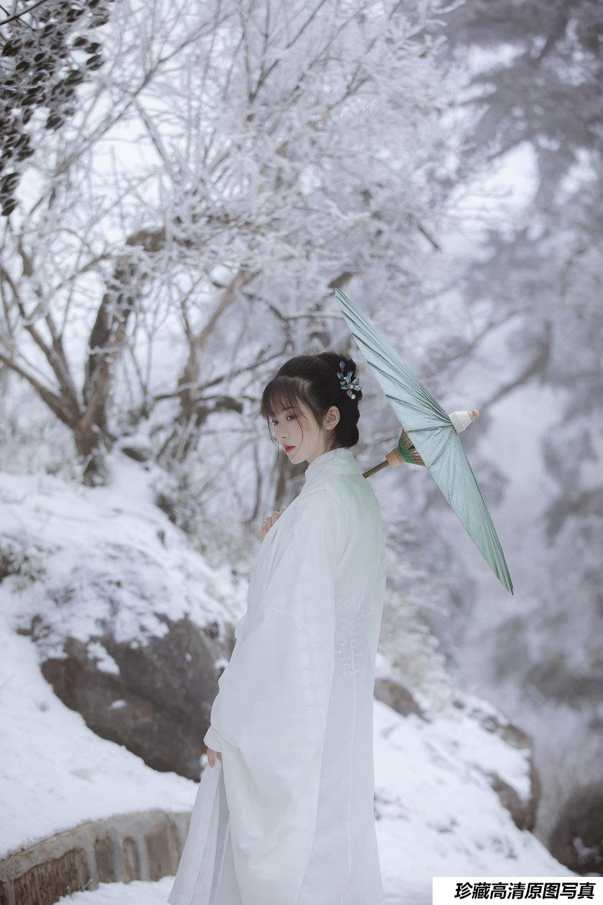 [YITUYU艺图语]2022.03.04 相思 二鱼阿[23+1P／397MB]