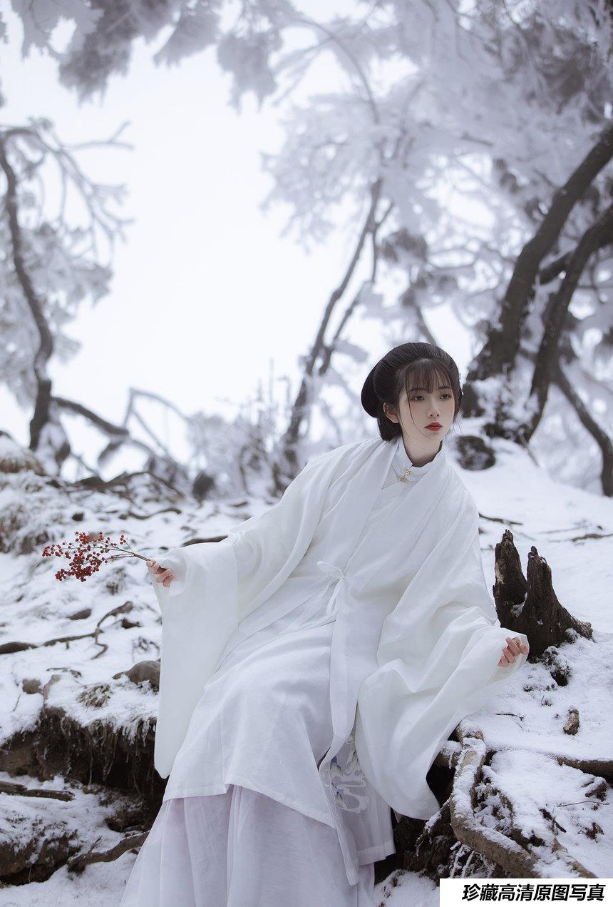 [YITUYU艺图语]2022.03.04 相思 二鱼阿[23+1P／397MB]