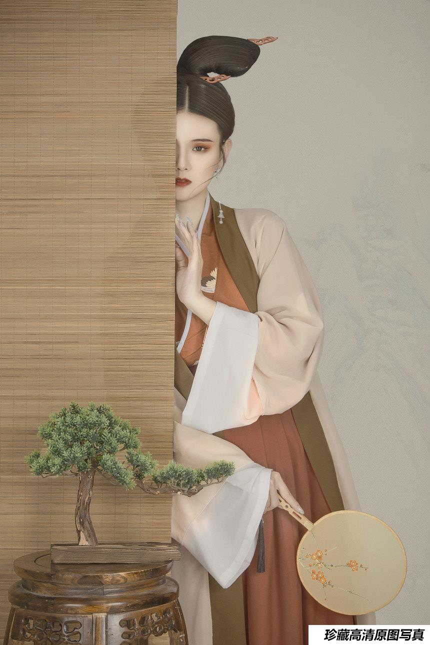 [YITUYU艺图语]2022.03.04 惜秋华 欣宝[21+1P／466MB]