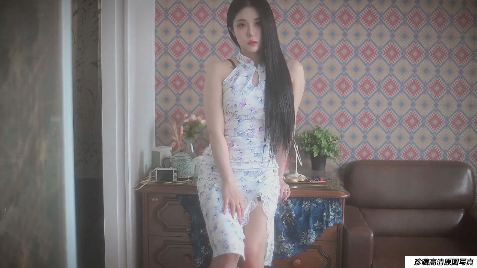 [BLUECAKE] Bomi  – LUST Video [2V-668MB]