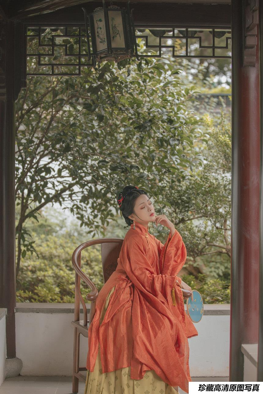 [YITUYU艺图语]2022.03.11 思远人 . 红叶黄花秋意晚 煜月Toto[29+1P／163MB]