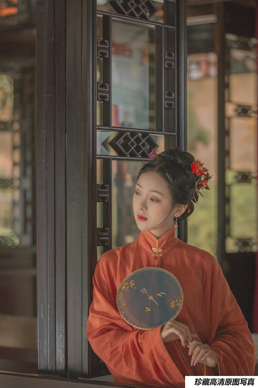 [YITUYU艺图语]2022.03.11 思远人 . 红叶黄花秋意晚 煜月Toto[29+1P／163MB]