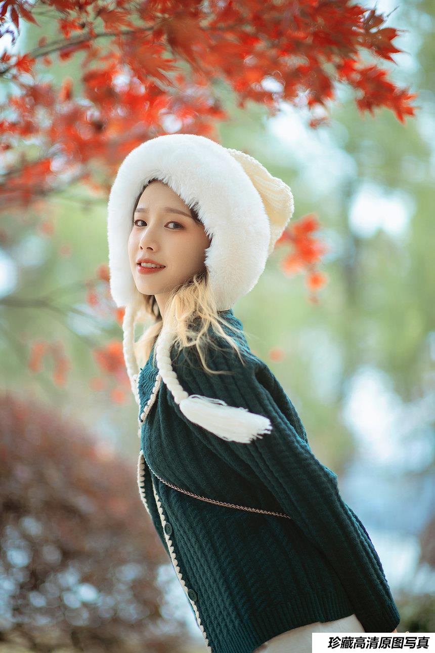 [YITUYU艺图语]2022.03.10 秋末 龙雪[22+1P／240MB]