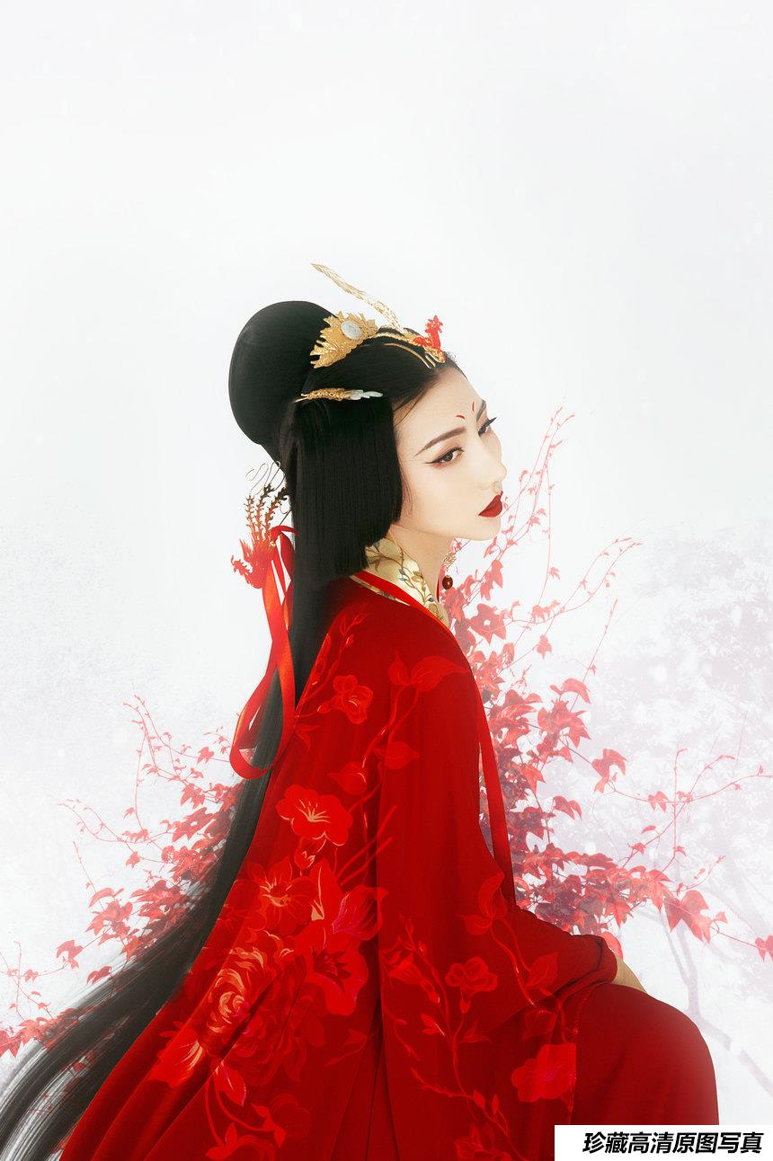 [YITUYU艺图语]2022.03.11 炽凰 唯宝[21+1P／173MB]