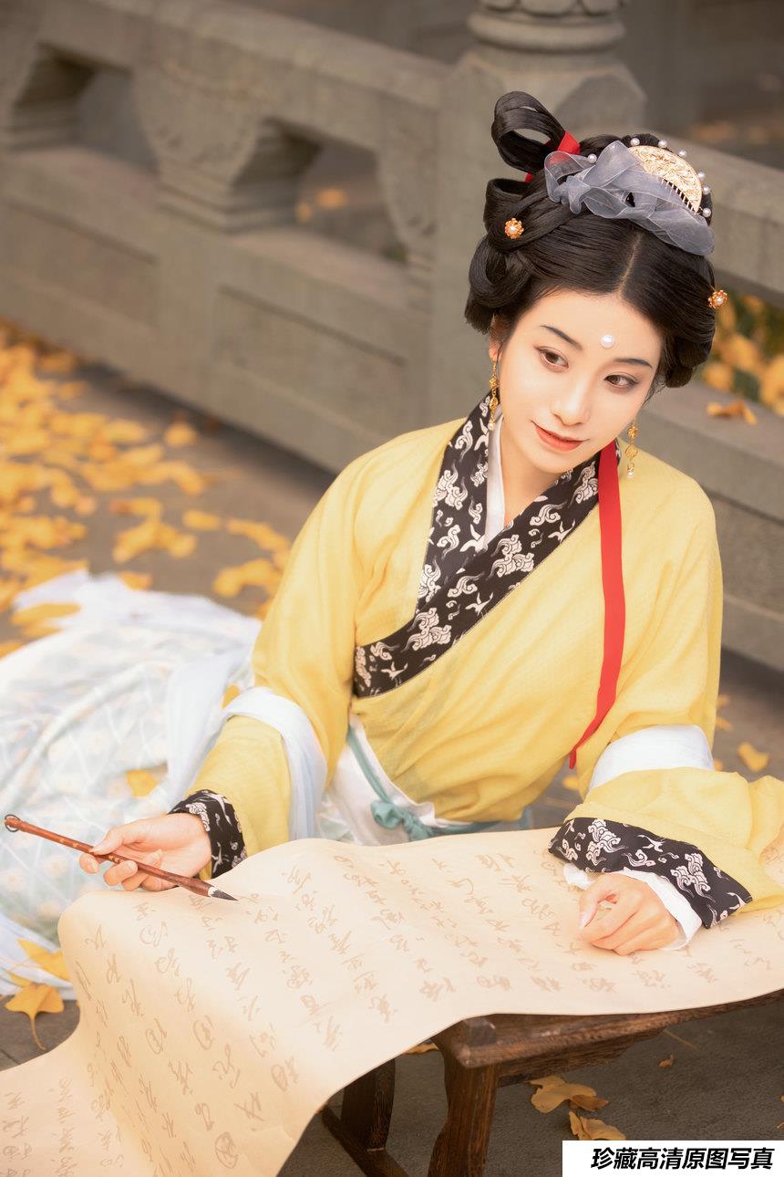 [YITUYU艺图语]2022.03.11 离思 小清菡呀[28+1P／238MB]