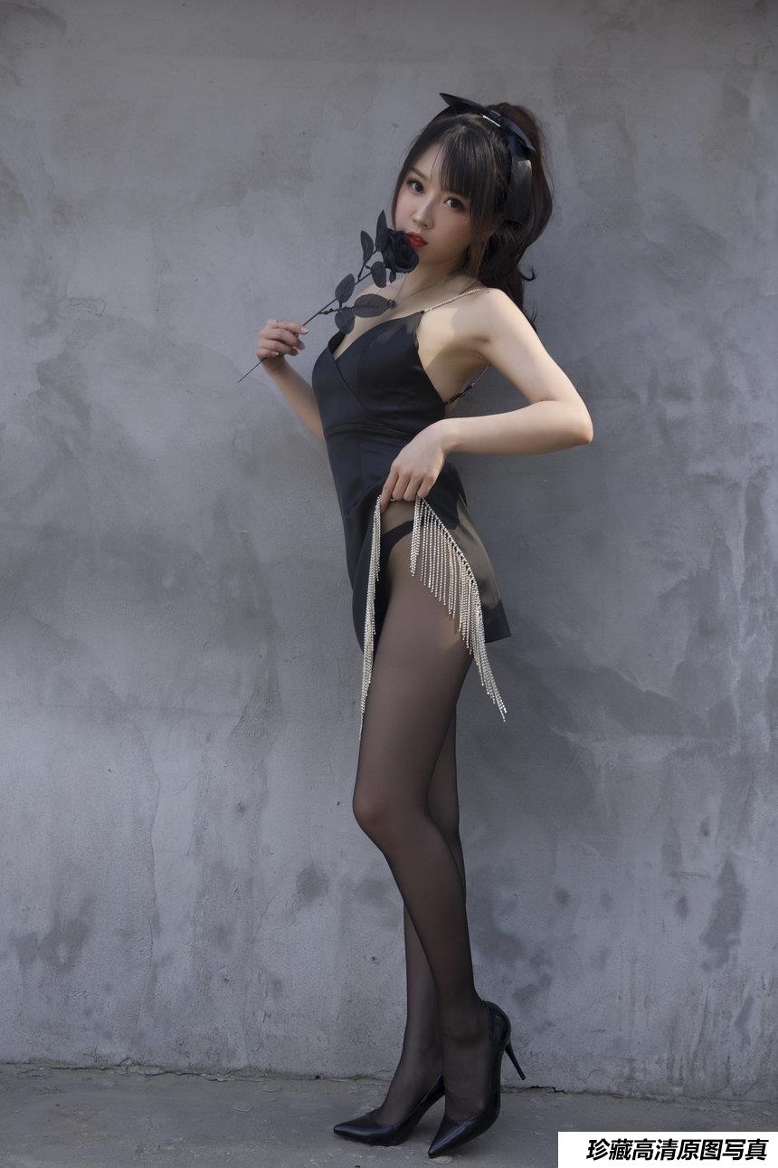 小女巫露娜 - NO.17 黑色流苏 [32P-274MB]