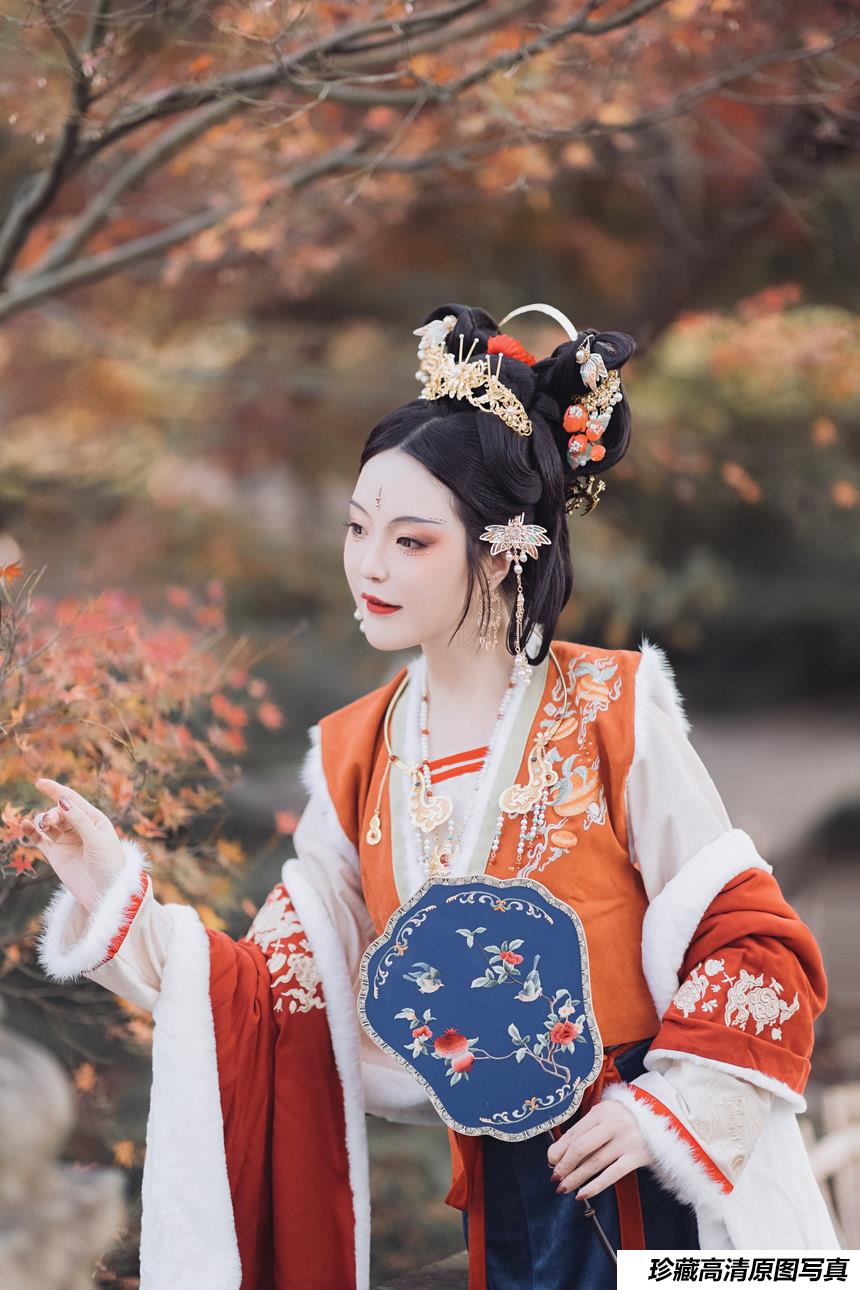 [YITUYU艺图语]2022.03.08 丹枫秋思 璐璐haley[28+1P／277MB]