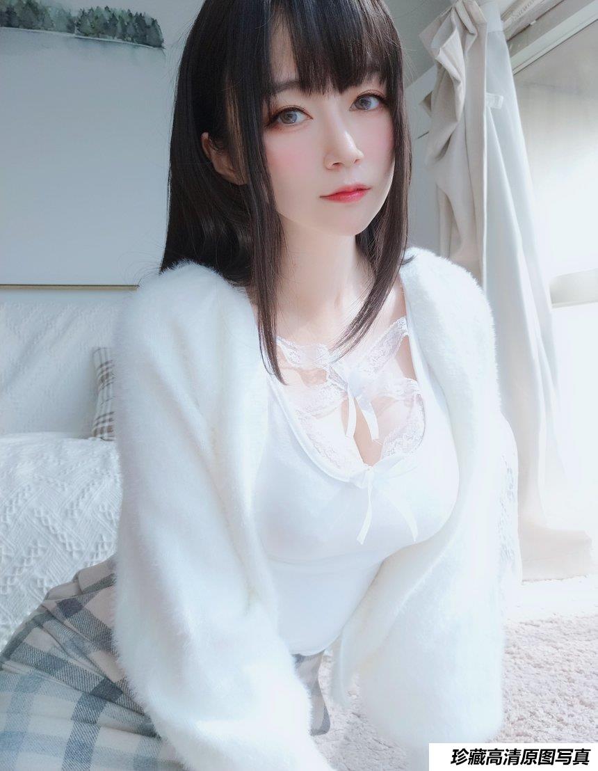 Coser小姐姐白银81 Vol47-48 最新两套合集【222P+9V-1.42G】