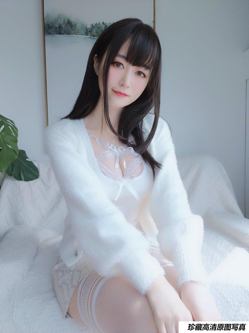 Coser小姐姐白银81 Vol47-48 最新两套合集【222P+9V-1.42G】