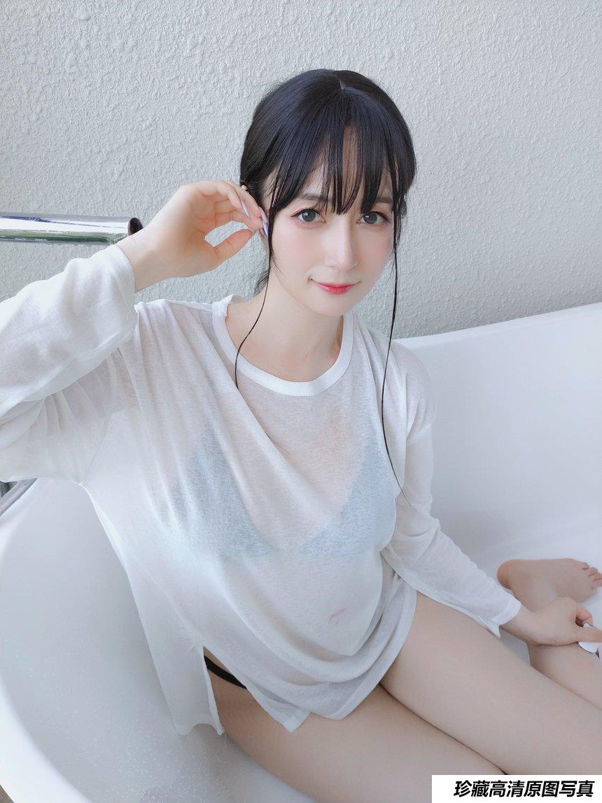 Coser小姐姐白银 9月第三期 [90P-230M]