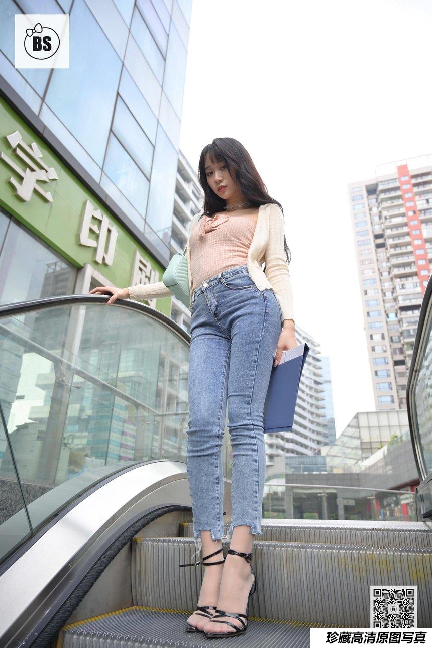 我丝你想 MX009 美西 公交车站奇遇记4 [74P-93MB]